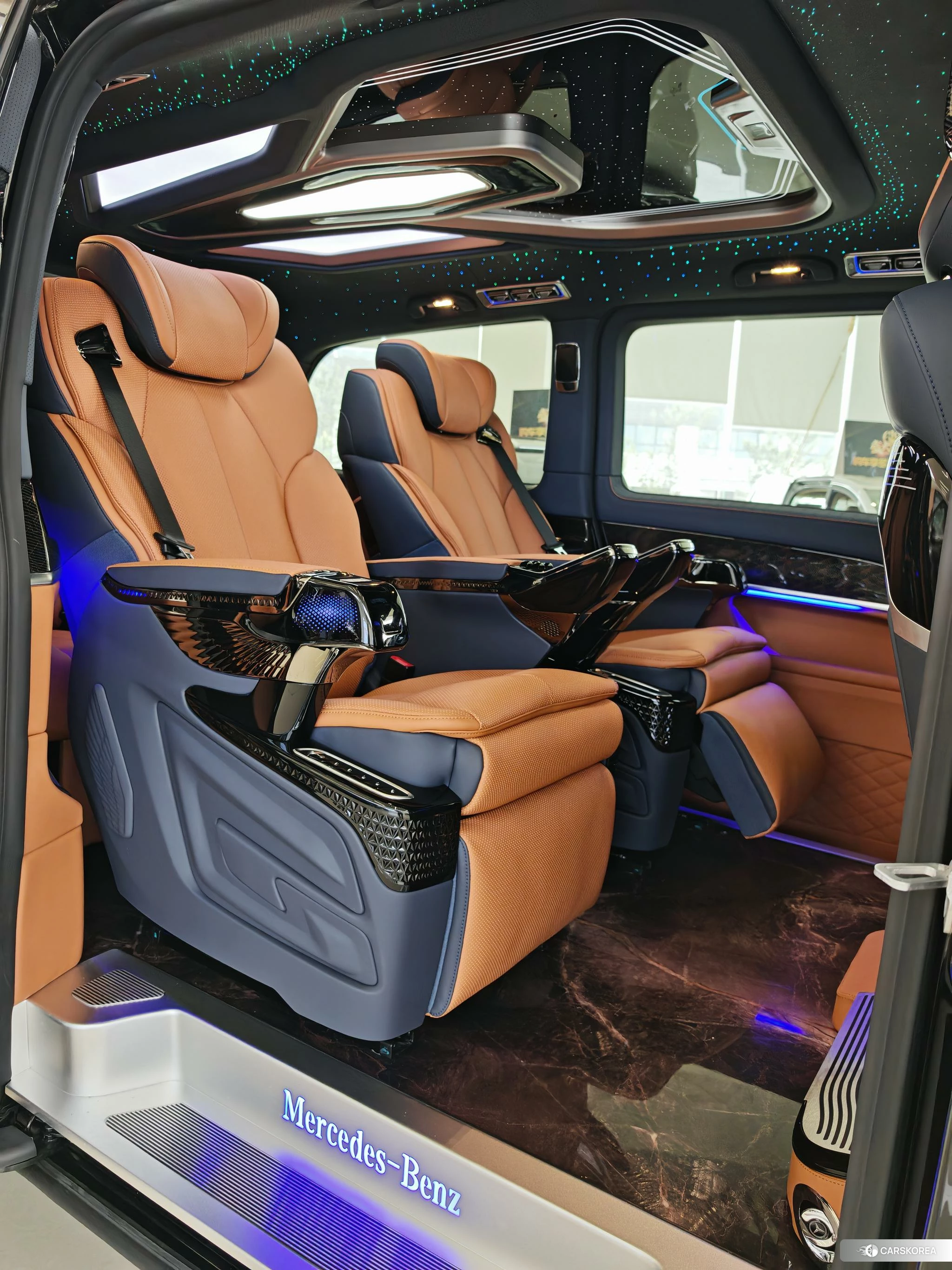 Mercedes-Benz V-class 2024 Черный из Китая, фото 5