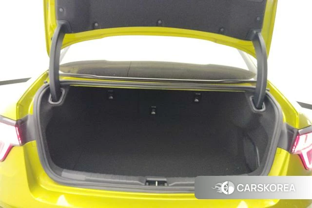 Lynk 03 2023 Желтый из Китая, фото 5