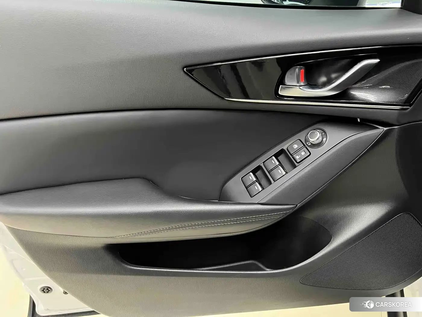 Mazda CX-4 2023 Белый из Китая, фото 5