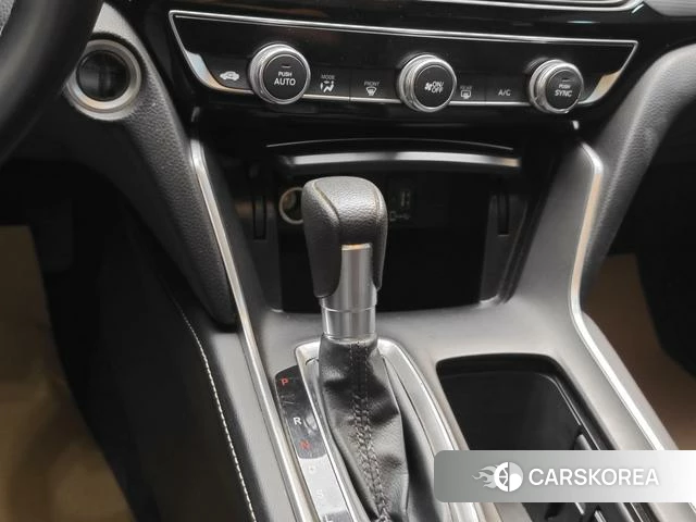 Honda Yingshipai 2023 Белый из Китая, фото 5