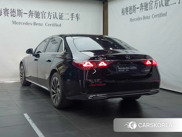Mercedes-Benz E-class 2024 Черный из Китая, фото 5