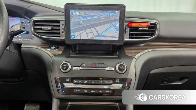 Ford Explorer 6th Generation 2020 Белый из Кореи, фото 5