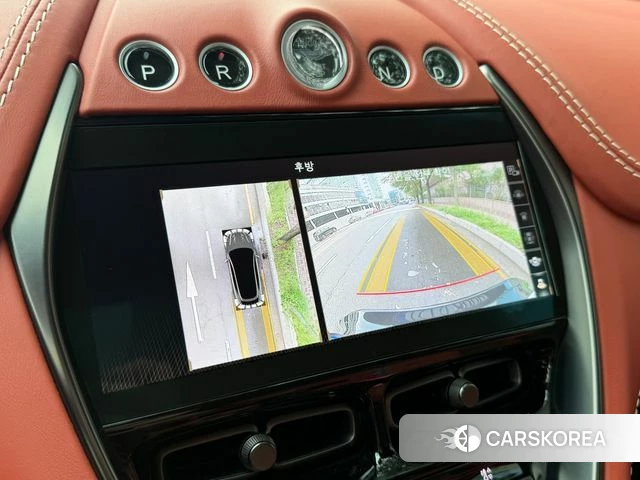 Aston Martin DBX 2023 Красный из Кореи, фото 5
