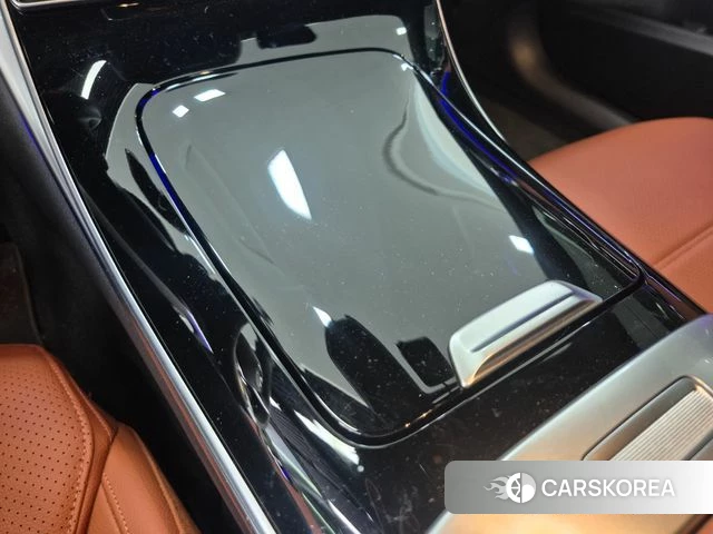 Mercedes-Benz C-Class W206 2025 Черный из Кореи, фото 5