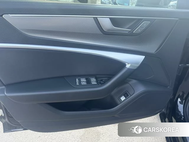 Audi A6L 2021 Черный из Китая, фото 5