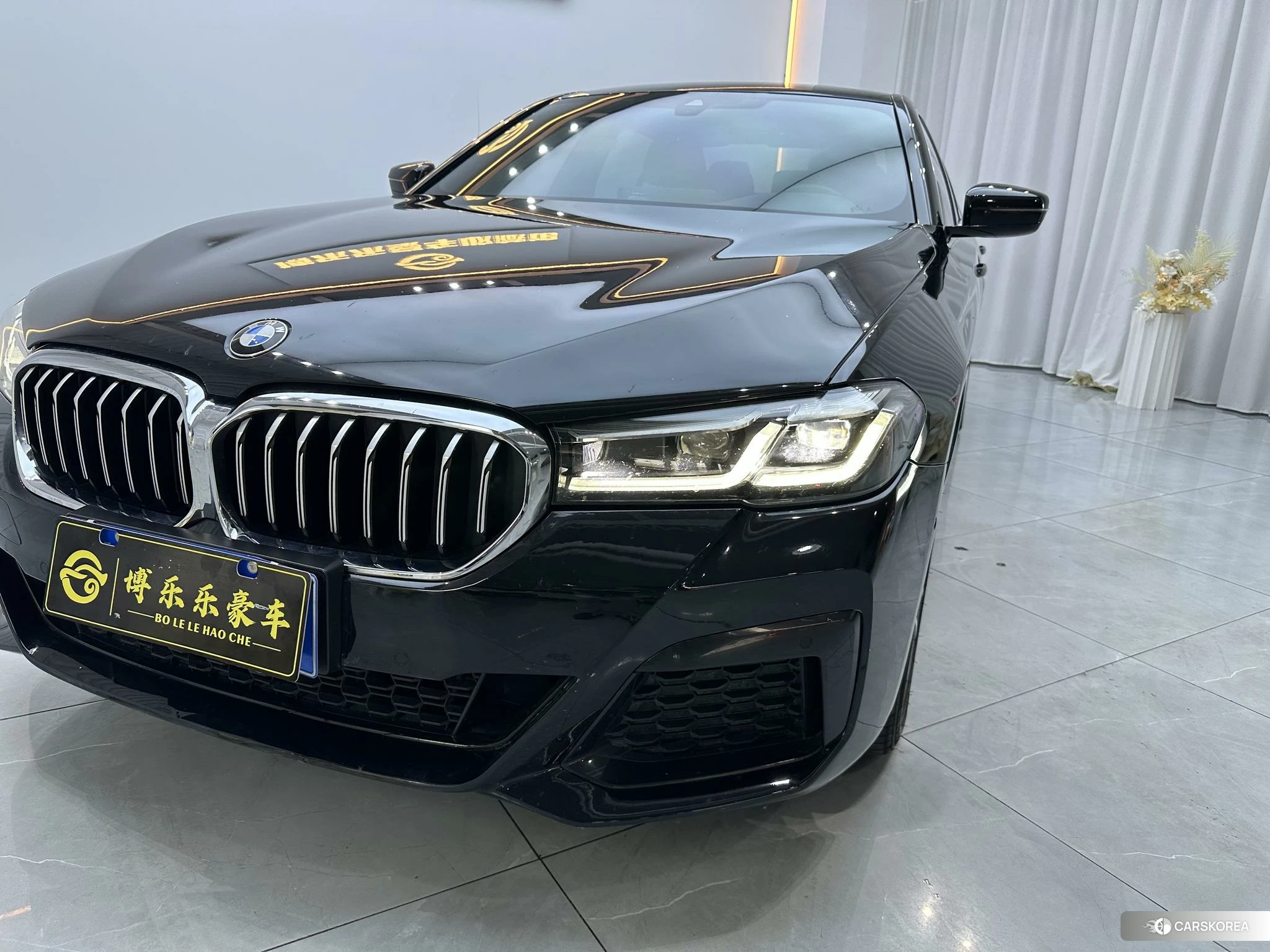BMW 5 series 2021 Черный из Китая, фото 5