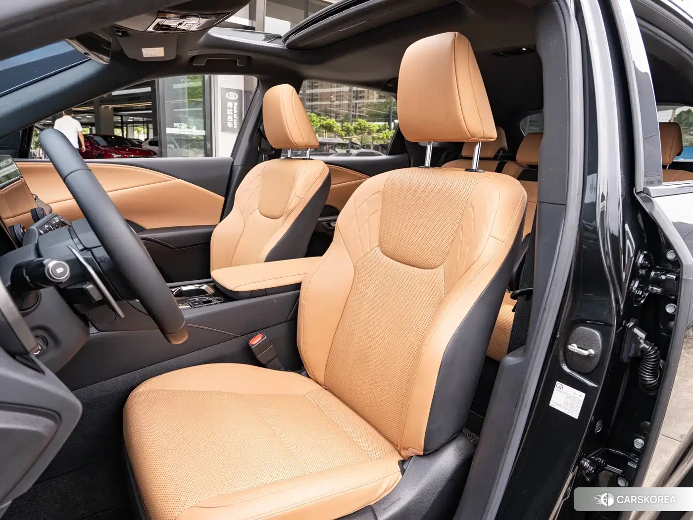 Lexus RX 2023 Черный из Китая, фото 5