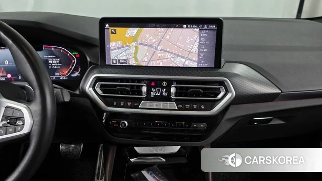 BMW X4 (G02) 2023 Черный из Кореи, фото 5