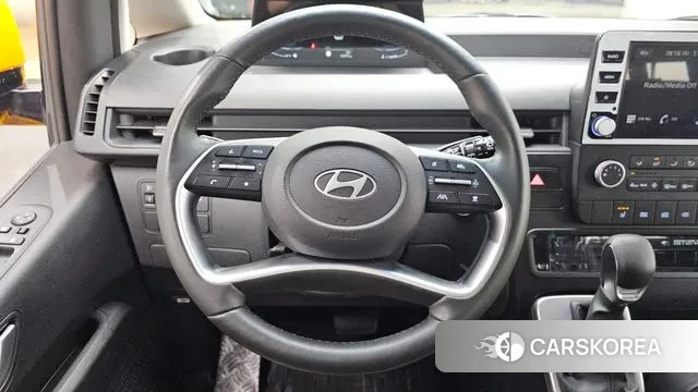 Hyundai Staria 2024 Желтый из Кореи, фото 5