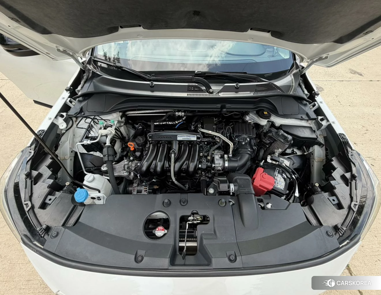 Honda Vezel 2022 Белый из Китая, фото 5