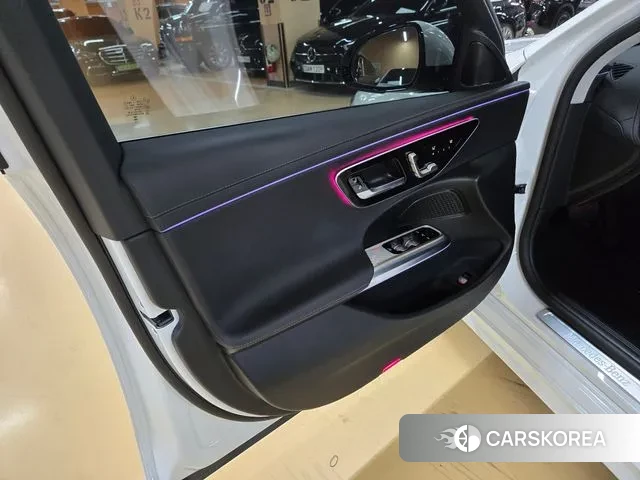 Mercedes-Benz E-Class W214 2024 Белый из Кореи, фото 5