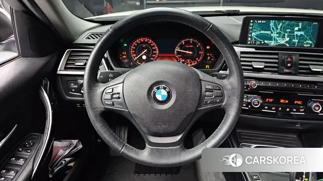 BMW 3 Series (F30) 2018 Белый из Кореи, фото 5
