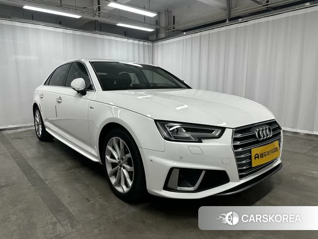 Audi A4L 2019 Белый из Китая, фото 5