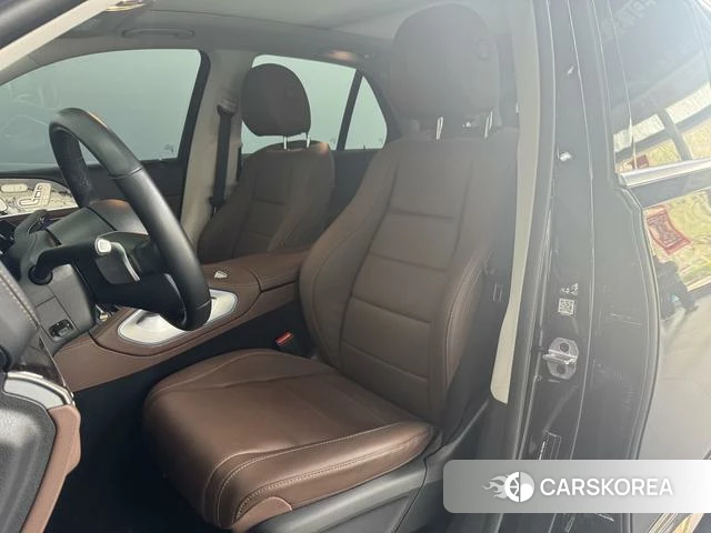 Mercedes-Benz GLE (import) 2024 Черный из Китая, фото 5