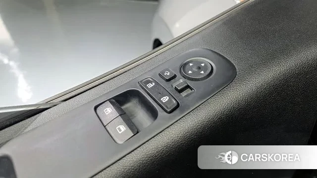 Hyundai Staria 2022 Серебряный из Кореи, фото 5