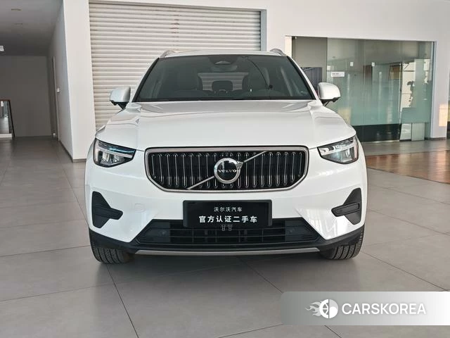 Volvo XC40 2022 Белый из Китая, фото 5