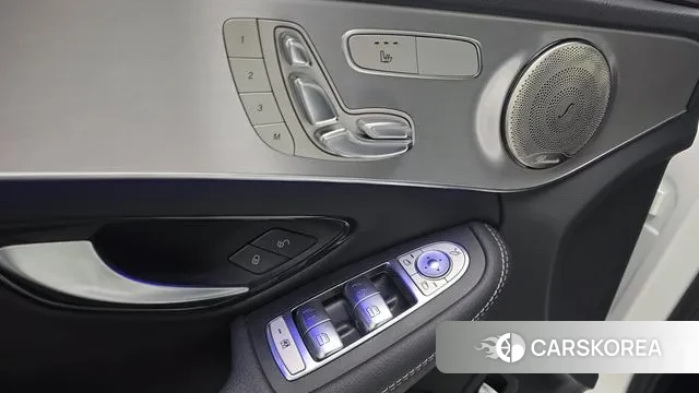 Mercedes-Benz C-Class W205 2021 Белый из Кореи, фото 5