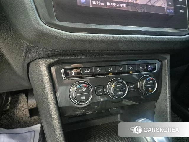 Volkswagen Tiguan second Generation 2018 Серый из Кореи, фото 5