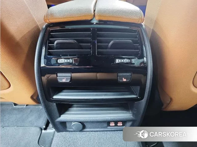 BMW 5 Series (G30) 2022 Черный из Кореи, фото 5