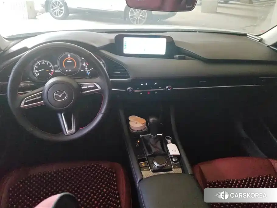 Mazda 3 2024 Белый из Китая, фото 5