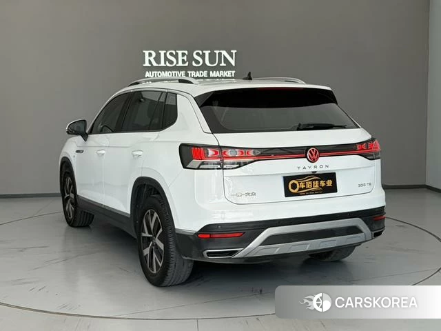 Volkswagen Tanyue 2024 Белый из Китая, фото 5
