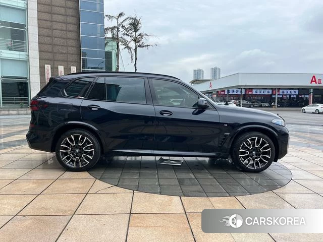 BMW X5 2024 Черный из Китая, фото 5