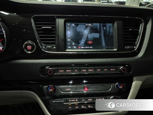 Kia The New Carnival 2019 Черный из Кореи, фото 5