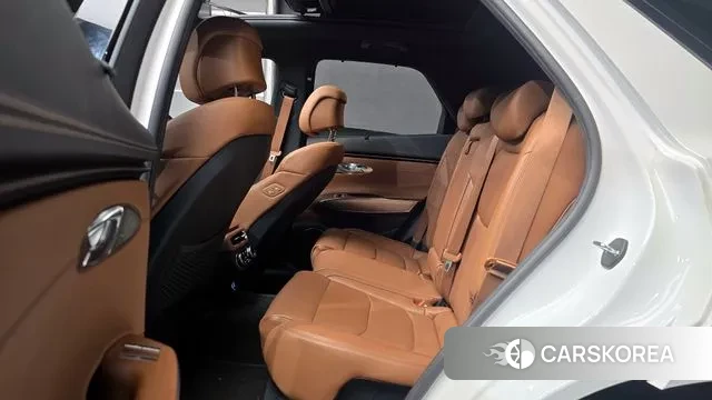 Genesis GV70 2022 Белый из Кореи, фото 5