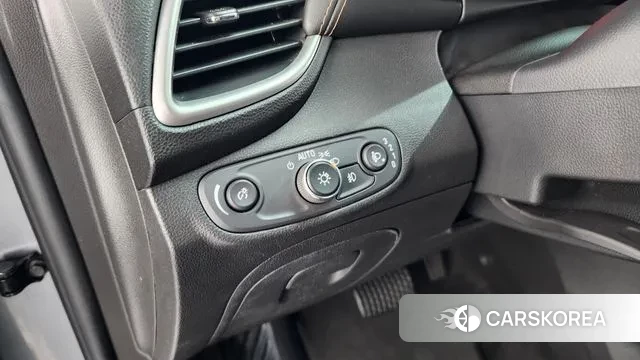 Chevrolet (GM Daewoo) The New Trax 2018 Серый из Кореи, фото 5