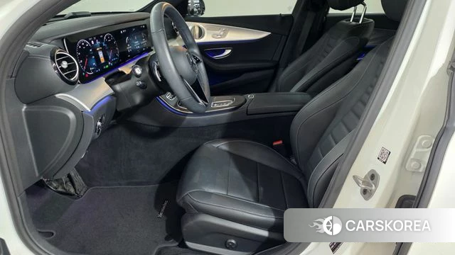 Mercedes-Benz E-Class W213 2021 Белый из Кореи, фото 5