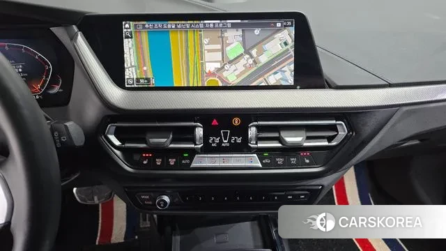 BMW 1 Series (F40) 2024 Серебристо-серый из Кореи, фото 5