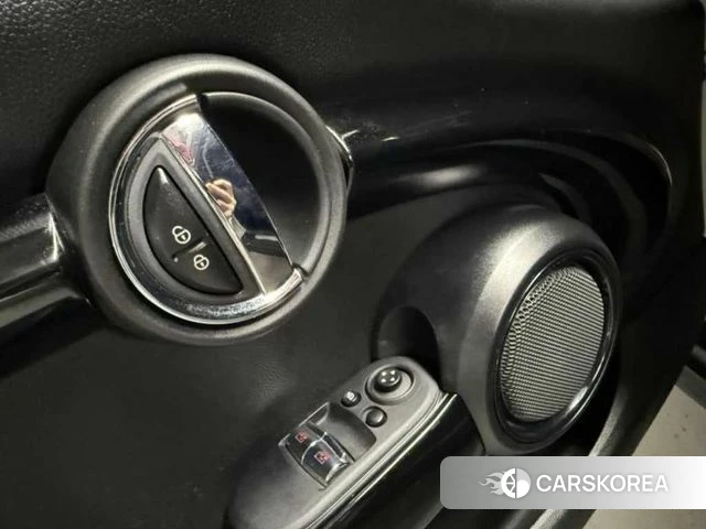 Mini Cooper 2021 Серебристо-серый из Кореи, фото 5