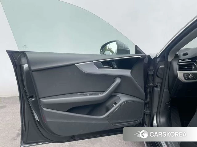 Audi A5 2024 Темно-серый из Китая, фото 5