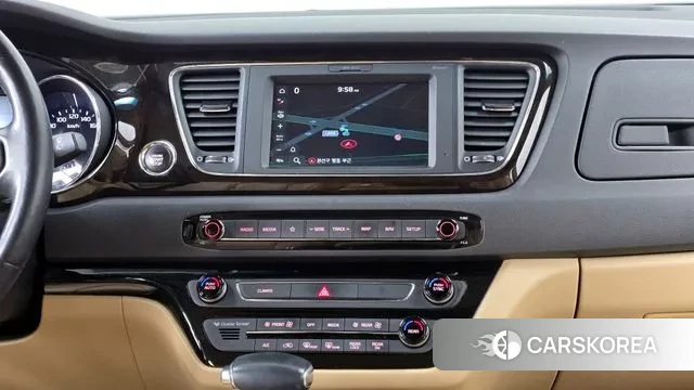 Kia The New Carnival 2018 Черный из Кореи, фото 5