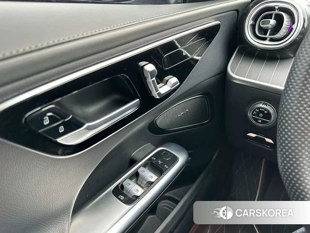 Mercedes-Benz Class C 2023 Белый из Китая, фото 5