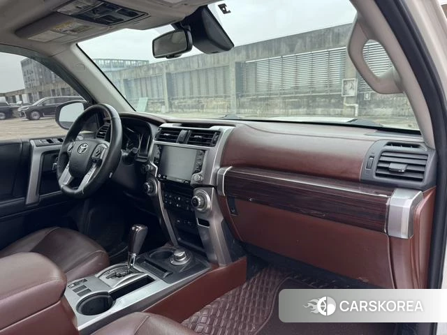 Toyota 4Runner 2022 Белый из Китая, фото 5