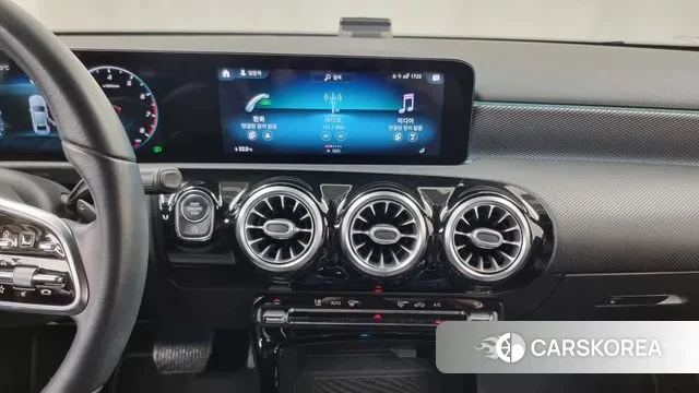 Mercedes-Benz A-Class W177 2021 Белый из Кореи, фото 5