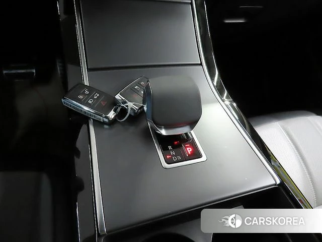 Land Rover Range Rover Evoque 2nd Generation 2024 Белый из Кореи, фото 5