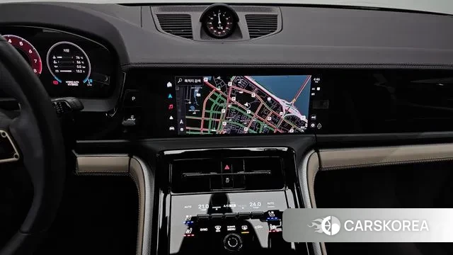 Porsche Panamera (972) 2025 Серебристо-серый из Кореи, фото 5