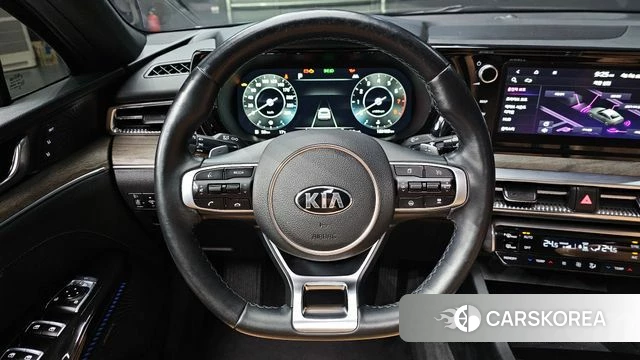 Kia K5 3rd generation 2021 Черный из Кореи, фото 5