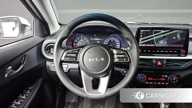Kia The New K3 2nd generation 2021 Белый из Кореи, фото 5