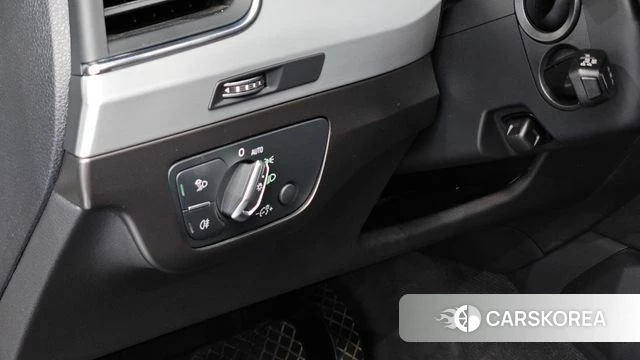 Audi Q7 (4M) 2019 Белый из Кореи, фото 5