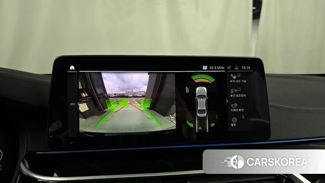 BMW 5 Series (G30) 2022 Черный из Кореи, фото 5