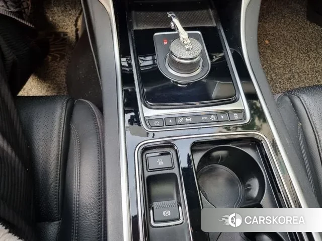 Jaguar XF (X260) 2018 Черный из Кореи, фото 5