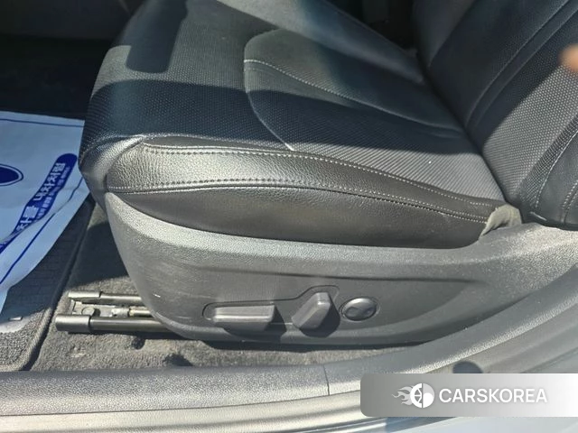 Kia K5 3rd generation 2019 Белый из Кореи, фото 5