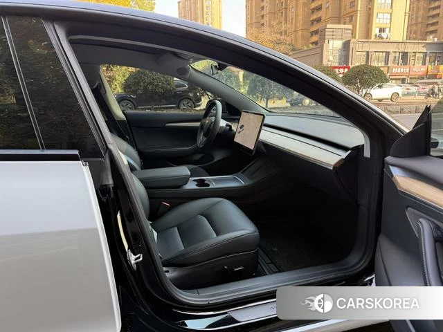 Tesla Model 3 2022 Белый из Китая, фото 5