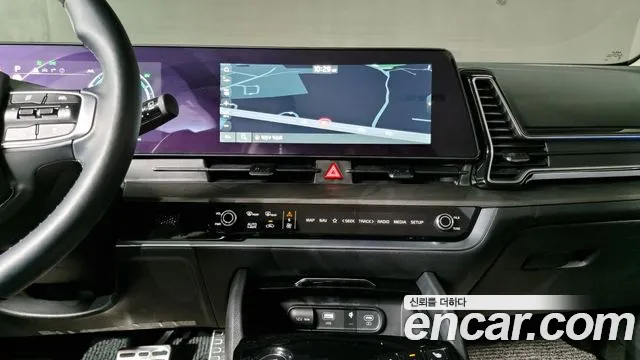 Kia Sportage 5th Generation Hybrid 2023 Белый из Кореи, фото 5