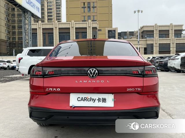 Volkswagen Lingdu 2023 Красный из Китая, фото 5