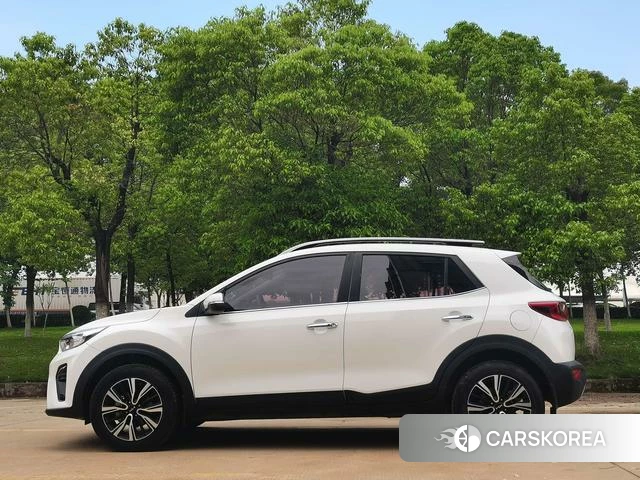 Kia Yi Ran 2023 Белый из Китая, фото 5