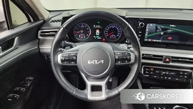 Kia K5 3rd generation 2022 Белый из Кореи, фото 5